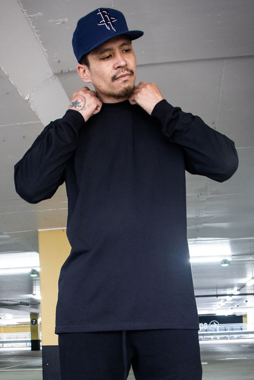 Heavyweight Longsleeve – Black, view 3
