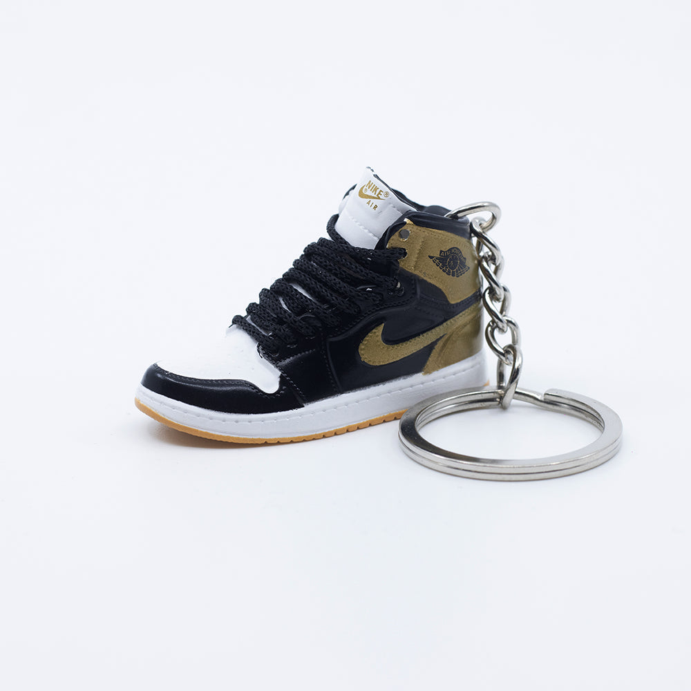 Union x AJ1 3D Mini Sneaker Keychain, view 3