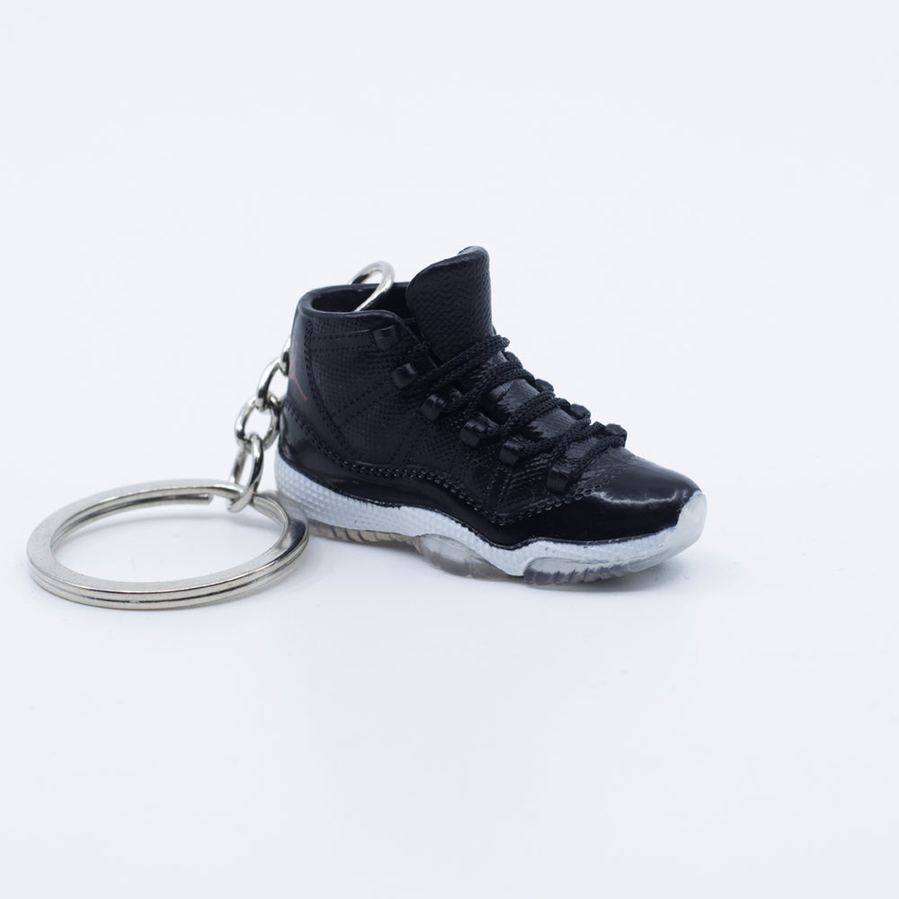 J11 – 3D Mini Sneaker Keychain, view 5